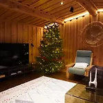 Tolonen A Beautiful Log By The River Villa