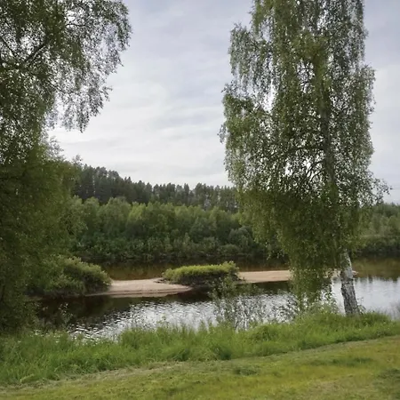 Tolonen A Beautiful Log By The River 빌라 이발로