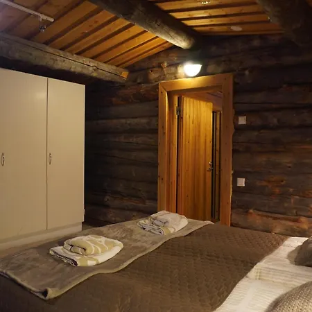 Private Log By The River Villa *
