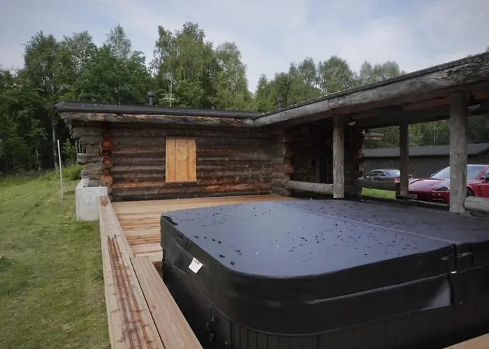 Tolonen A Beautiful Log By The River * Ивало