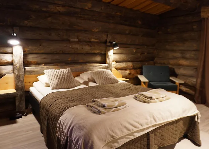 Вилла Tolonen A Beautiful Log By The River *