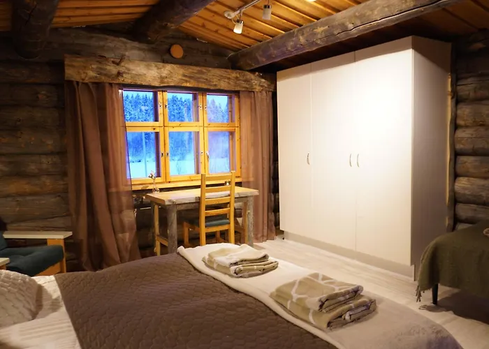 Tolonen A Beautiful Log By The River Вилла Ивало