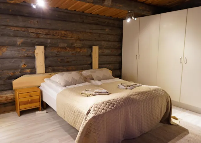 Вилла Tolonen A Beautiful Log By The River *