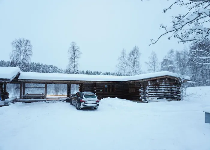 Tolonen A Beautiful Log By The River 빌라 *
